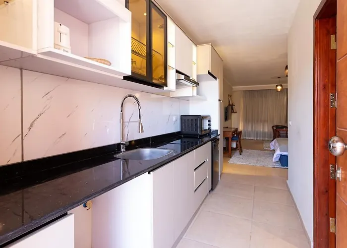 Apartment In A Touristic Area - Al Mamsha *